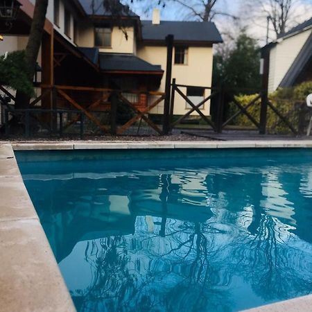 Aparthotel Refugio del Arroyo San Martín de los Andes Esterno foto