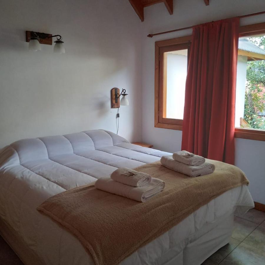 Aparthotel Refugio del Arroyo San Martín de los Andes Esterno foto