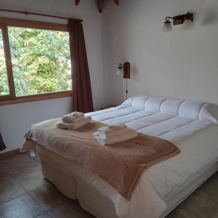 Aparthotel Refugio del Arroyo San Martín de los Andes Esterno foto